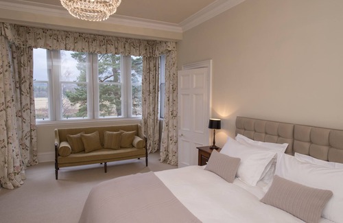 Aboyne House | Lys-Na-Greyne Country House