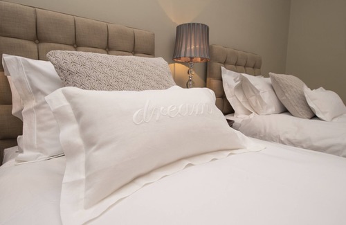 Aboyne House | Lys-Na-Greyne Country House