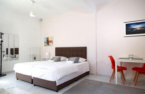 Agia Paraskevi Apartment | Lysandros Apartments in Athens, near the METRO