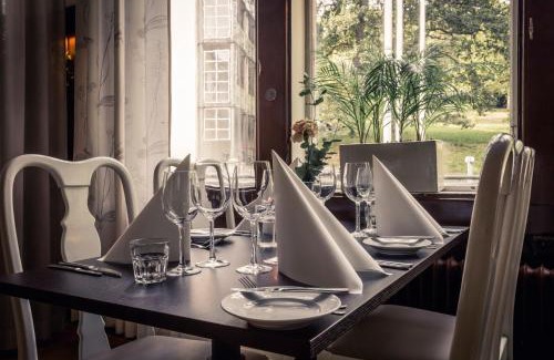 Falkoping Hotel | Mössebergs Kurort