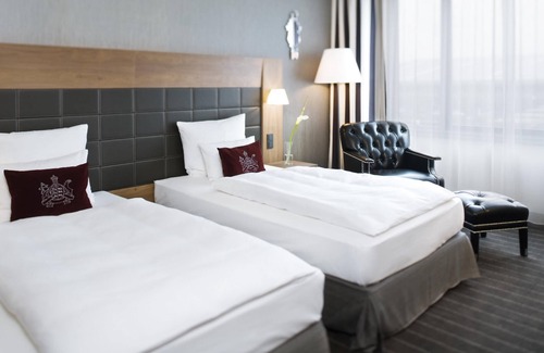 Stuttgart Hotel | Mövenpick Hotel Stuttgart Airport