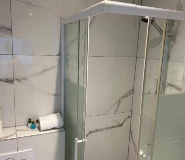 Oyten Hotel | M & M Hotel