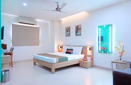 Maduravoyal Hotel | M Stays