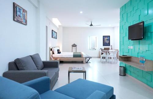 Maduravoyal Hotel | M Stays