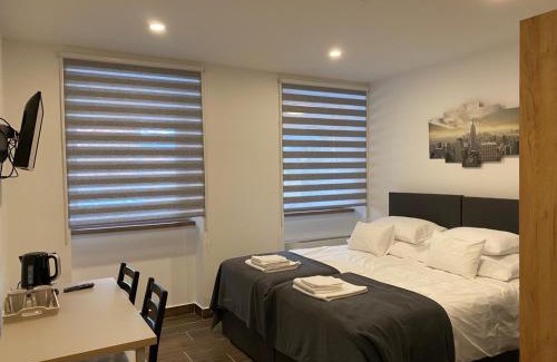 Miskolc Apartment | M70 Apartmanház