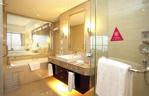Huashan District Hotel | Ma'anshan Haiwaihai Hotel
