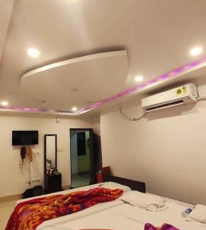 Bagdogra Cabin | Maa Tara Lodge