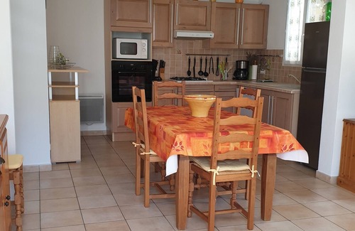 Entrechaux House | MACALOU 1 terraced house with private heated swimming pool