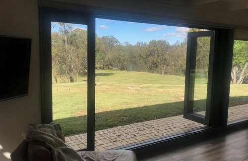 Northwood House | MacArthur Park - stunning, private 4 bedroom house with panoramic views