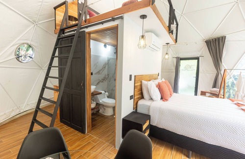 Sierra House | Macas Moon Glamping