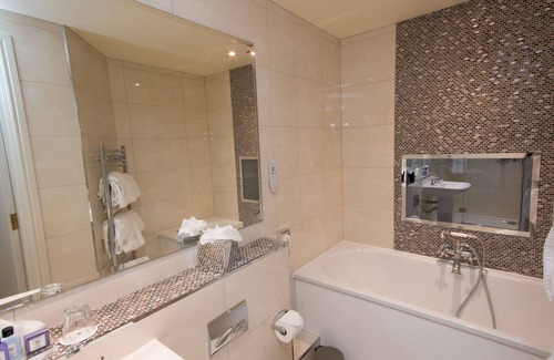 Bowness-on-Windermere Hotel | Macdonald Old England Hotel & Spa
