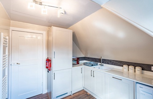 Taynuilt Cottage | MacFarlane Apartment - an apartment that sleeps 4 guests in 2 bedrooms