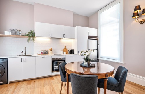 Newcastle Apartment | Macquarie House - Free Parking - Ultimate Luxury - Beachsidenn
