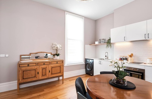 Newcastle Apartment | Macquarie House - Free Parking - Ultimate Luxury - Beachsidenn