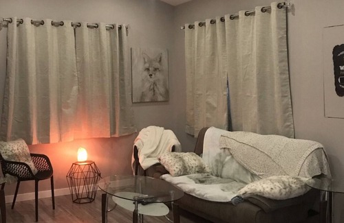 Port de Grave House | Mad Rock Retreat