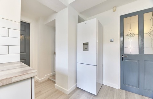 Blyth House | Maddison House, Beautifully renovated 5bed house