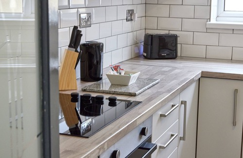 Blyth House | Maddison House, Beautifully renovated 5bed house