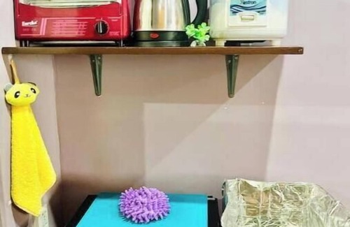 Novaliches Apartment | Madera near SM Novaliches, Aircon/WiFi/Karaoke