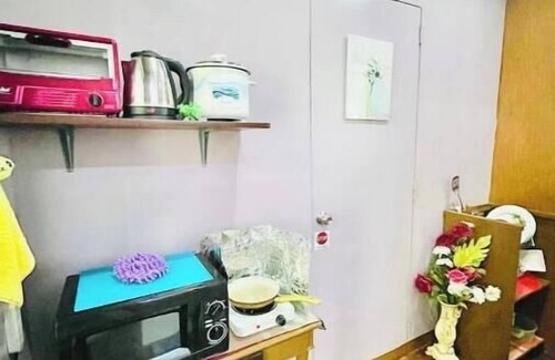 Novaliches Apartment | Madera near SM Novaliches, Aircon/WiFi/Karaoke