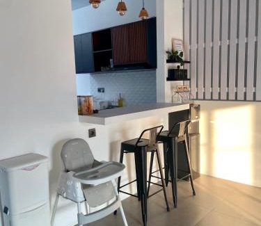 Wonosobo House | Madina Monochrome Homestay SYARIAH