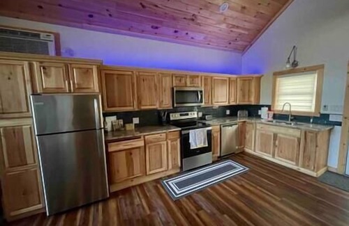 Hamilton House | Madison Cabin #2, Lake Moraine Home #2 Near Colgate University