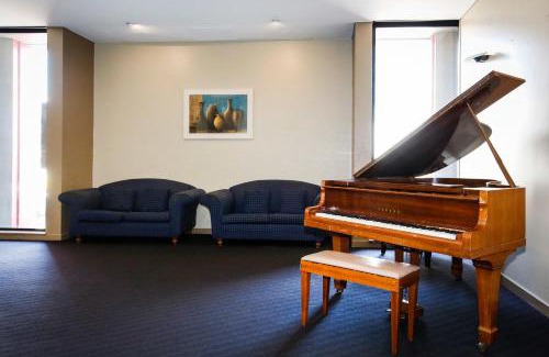 Townsville Hotel | Madison Plaza Townsville