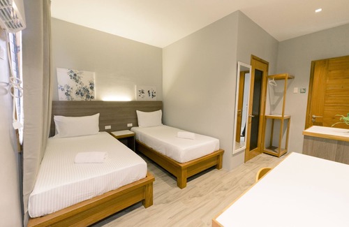 Davao Hotel | Madonna Hometel and Suites New Pandan
