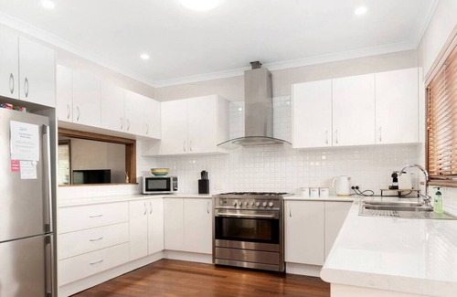 Madora Bay House | Madora Bay on the Beach
