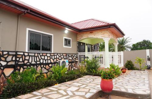Tafi Hotel | Madora Lodge