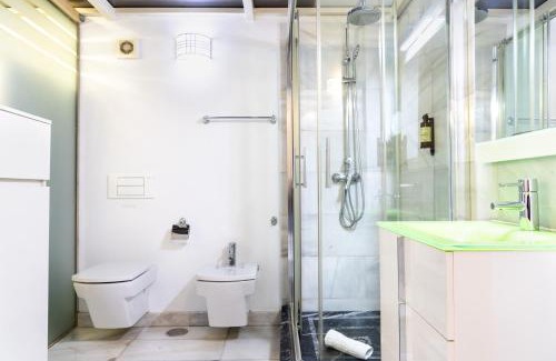 Moscardo Apartment | Madrid Río II - Espacioso dúplex