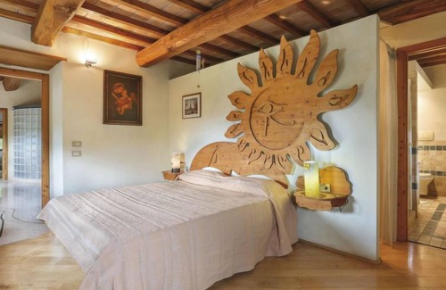 Cascine-La Croce House | Maestraccio by Interhome