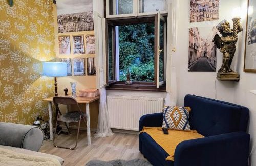 Vysehrad Apartment | Magic Hideway by Vyšehrad-2BR-Peace-near Congres