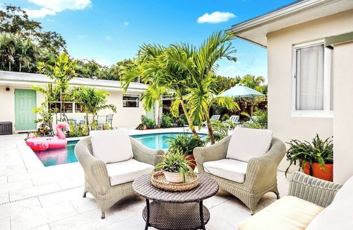 Central Fort Lauderdale House | Magical Garden House With Beautiful Heated Pool