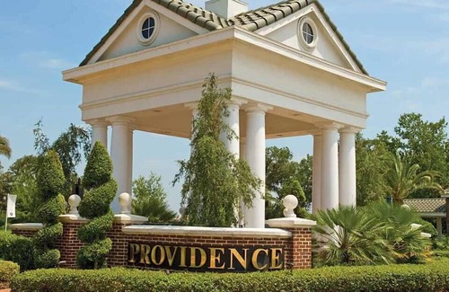 Davenport House | Magical Moments/Near Parks