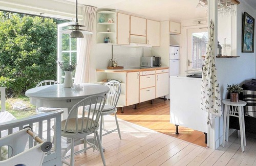 Hakenaset House | Magical Seaside Retreat on Tjorn-By Traum