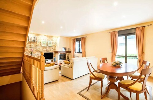 Leitza Villa | Magnífica casa con jardin, BBQ e hidromasaje