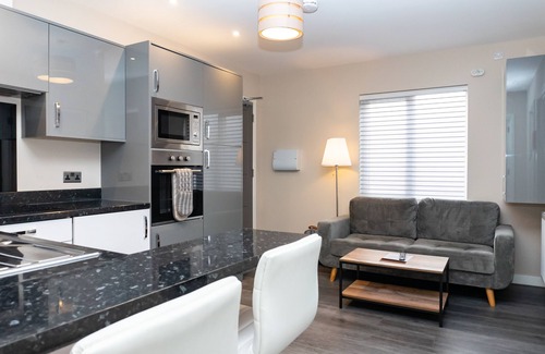 Runnymede Apartment | Magna House