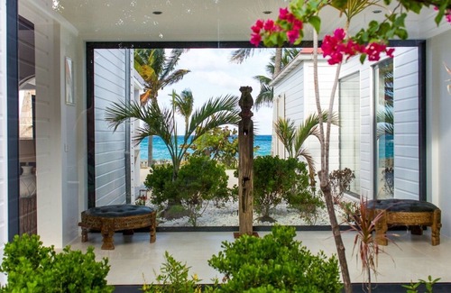 Saint-Jean Villa | Magnificent 4 BDRM Beach House w Pool