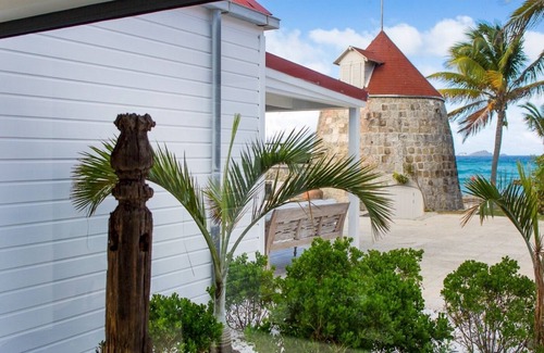 Saint-Jean Villa | Magnificent 4 BDRM Beach House w Pool