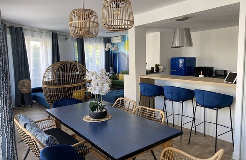Thiers Condo | Magnificent 4* loft on the Canebière. Marseille, France. Air-conditioned. Autonomous arrival.