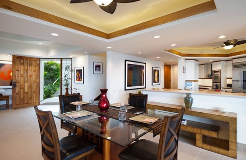 Kahaluu-Keauhou House | 🏖️Magnificent Estate | Extraordinary Views | Lanai + Pool & Hot Tub