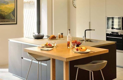 Sainte-Foy-les-Lyon Villa | Magnificent Villa, ideal family Ste Foy Les Lyon