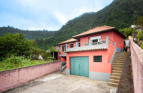 Arco de Sao Jorge House | Magnificent house to enjoy the north of the island of Madeira.