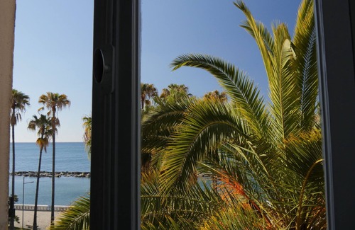 Imperia Apartment | Magnificent seafront apartment in historic building, Oneglia, riviera dei fior