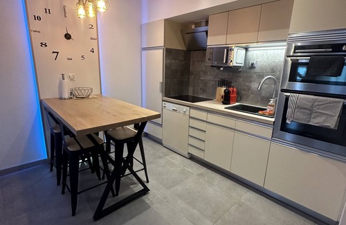Meyzieu House | Magnificent new T2 Meyzieu charm and elegance