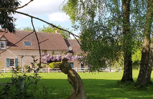 Ri House | Magnificent Normandy farmhouse built in 1816, 2h30 from Paris