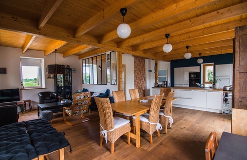 Plouneour-Trez Villa | Magnificent renovated 4* villa with heated swimming pool. Ideal for families!