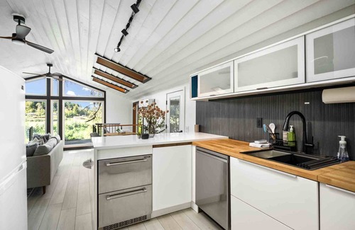 Nehalem House | Magnificent Riverfront Views From Hot Tub, Home, & Deck, Stunning Inside and Out, 5 Minutes to Beach