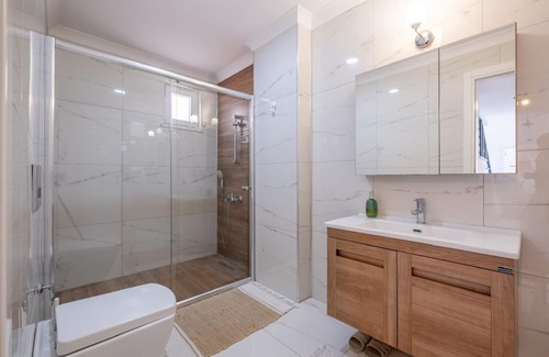 Alanya Villa | Magnificent Villa in marvelous Alanya, with gorgeous pool and exceptional view
