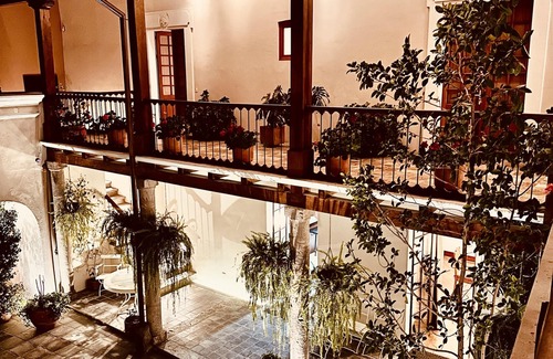 Quito Historic Center House | Magnificent Villa - Old town Quito - Casa Magica